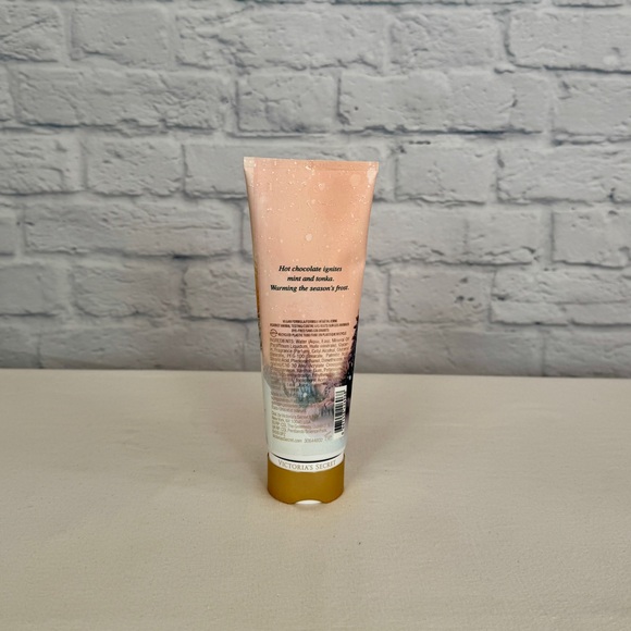 New Victoria’s Secret Frostmelt Fresh Mint & Chocolate Fragrance Lotion - Picture 2 of 3